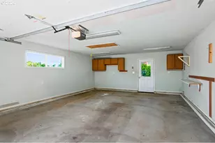 8501 SW 7th Ave, Portland, OR 97219 - Photo 31