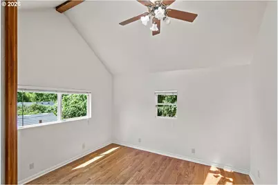 8501 SW 7th Ave, Portland, OR 97219 - Photo 13