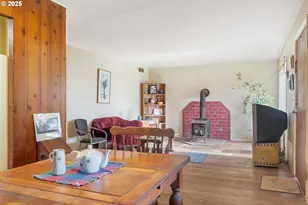 628 W 13th St, Port Orford, OR 97465 - Photo 5