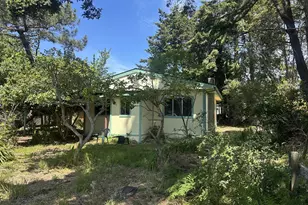 628 W 13th St, Port Orford, OR 97465 - Photo 19