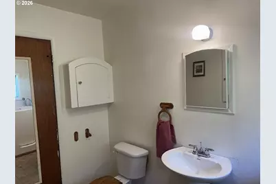 628 W 13th St, Port Orford, OR 97465 - Photo 13