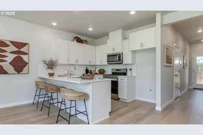 6440 SE Nasha St, Hillsboro, OR 97123 - Photo 5