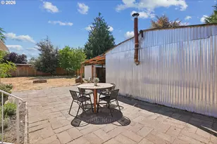 7922 N Ivanhoe St, Portland, OR 97203 - Photo 17
