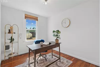 7922 N Ivanhoe St, Portland, OR 97203 - Photo 9