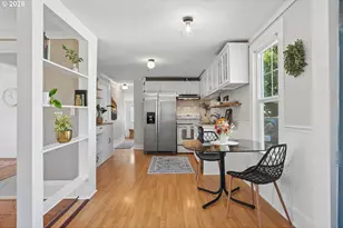 7922 N Ivanhoe St, Portland, OR 97203 - Photo 5