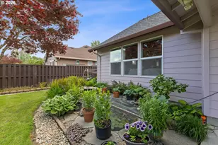 1967 NW Penny Ln, McMinnville, OR 97128 - Photo 37