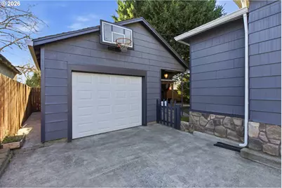 624 NE 2 Nd Ave, Camas, WA 98607 - Photo 35