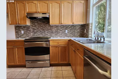 520 Lincoln Ln, Molalla, OR 97038 - Photo 5