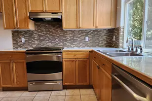 520 Lincoln Ln, Molalla, OR 97038 - Photo 5