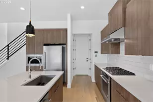 7802 NW 156th Ter, Portland, OR 97229 - Photo 13