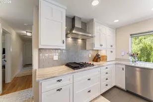 1198 Winsor Ave, North Bend, OR 97459 - Photo 9