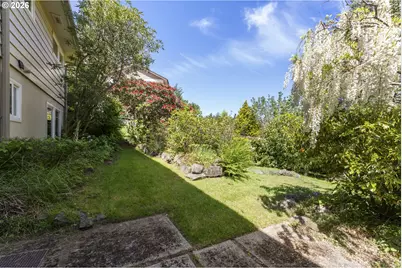 1198 Winsor Ave, North Bend, OR 97459 - Photo 41