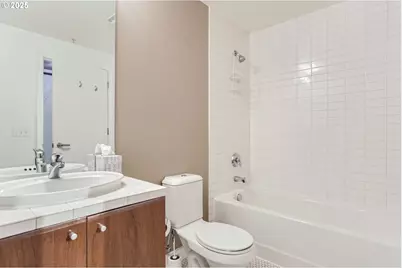 1926 W Burnside St #1412, Portland, OR 97209 - Photo 9