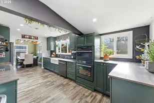 170 Morrison St, Adams, OR 97810 - Photo 11