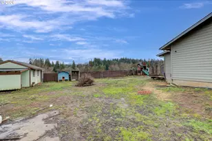 30518 S Wall St, Colton, OR 97017 - Photo 5