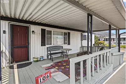106 Shadow Ranch Ln, Roseburg, OR 97470 - Photo 11