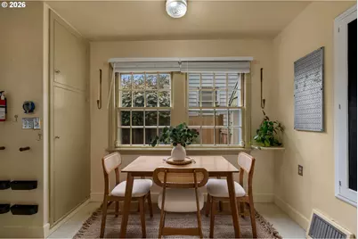 4344 NE 72nd Ave, Portland, OR 97218 - Photo 9
