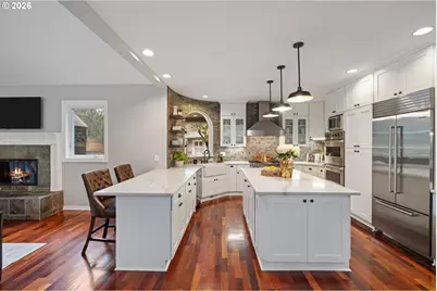 18977 Barton Rd, Lake Oswego, OR 97034 - Photo 11