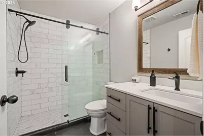 18977 Barton Rd, Lake Oswego, OR 97034 - Photo 35