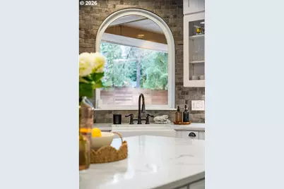 18977 Barton Rd, Lake Oswego, OR 97034 - Photo 9