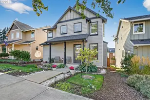 19135 Village Blvd, Sandy, OR 97055 - Photo 1