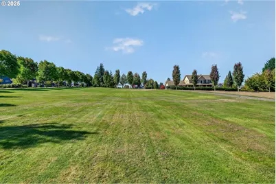 19135 Village Blvd, Sandy, OR 97055 - Photo 41