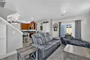 19135 Village Blvd, Sandy, OR 97055 - Photo 7