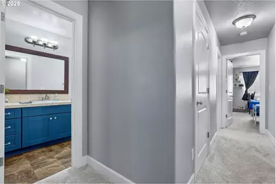 19135 Village Blvd, Sandy, OR 97055 - Photo 15