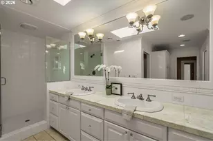 17084 Canal Cir, Lake Oswego, OR 97035 - Photo 33