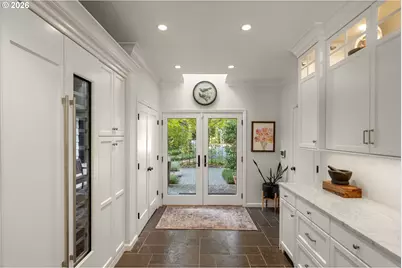 17084 Canal Cir, Lake Oswego, OR 97035 - Photo 21