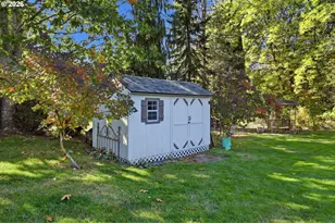 1271 SW Phyllis Dr, McMinnville, OR 97128 - Photo 39