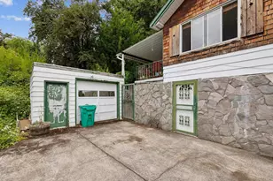 2219 SE 70th Ave, Portland, OR 97215 - Photo 33