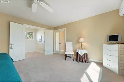 10350 SW Greenleaf Ter, Portland, OR 97224 - Photo 29