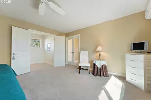 10350 SW Greenleaf Terrace, Portland, OR 97224 - Photo 29