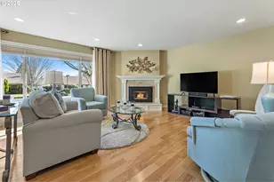 10350 SW Greenleaf Terrace, Portland, OR 97224 - Photo 13