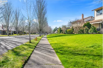 10350 SW Greenleaf Ter, Portland, OR 97224 - Photo 33