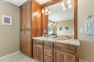 10350 SW Greenleaf Terrace, Portland, OR 97224 - Photo 25