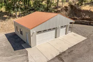 14980 Meadows Rd, White City, OR 97503 - Photo 31