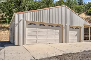 14980 Meadows Rd, White City, OR 97503 - Photo 27