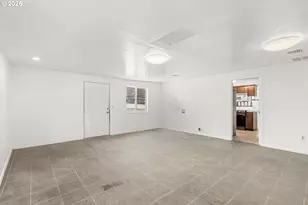 14980 Meadows Rd, White City, OR 97503 - Photo 17