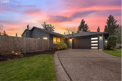 8200 SW Piute Ct, Tualatin, OR 97062 - Photo 1