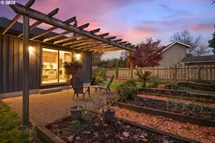 8200 SW Piute Ct, Tualatin, OR 97062 - Photo 39