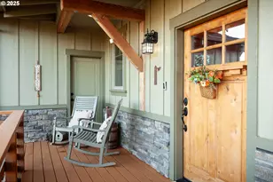 1241 Fruit Valley Ln, White Salmon, WA 98672 - Photo 7