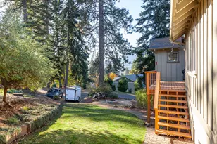 1241 Fruit Valley Ln, White Salmon, WA 98672 - Photo 9