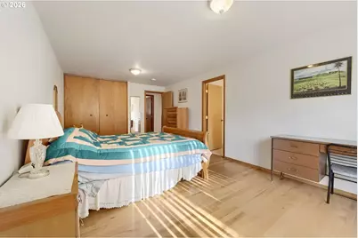 14 SE 199th Ave, Portland, OR 97233 - Photo 15