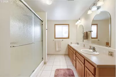 14 SE 199th Ave, Portland, OR 97233 - Photo 21