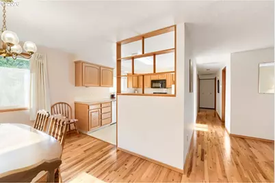 14 SE 199th Ave, Portland, OR 97233 - Photo 9
