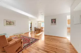 14 SE 199th Ave, Portland, OR 97233 - Photo 5