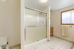 14 SE 199th Ave, Portland, OR 97233 - Photo 23