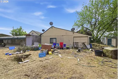352 N Bertelsen Rd, Eugene, OR 97402 - Photo 7